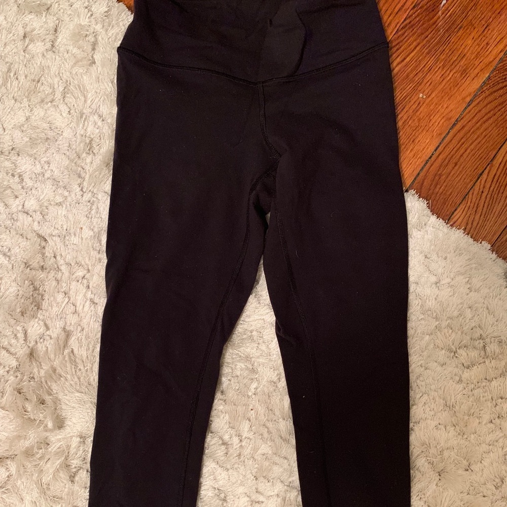 Black lululemon leggings